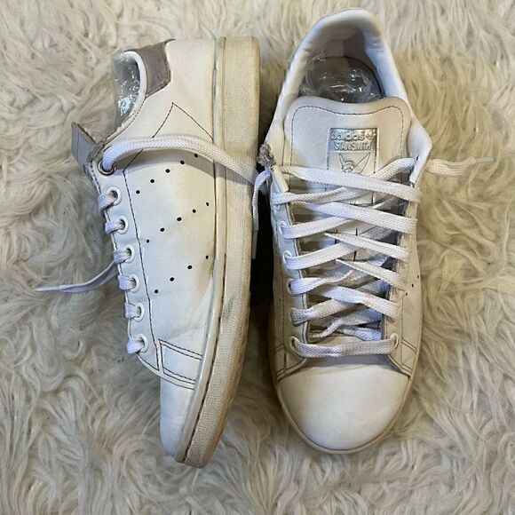 Adidas Stan Smith x Disney Peter Pan Tinkerbell Shoes women 5.5 White Sneakers - Picture 9 of 16